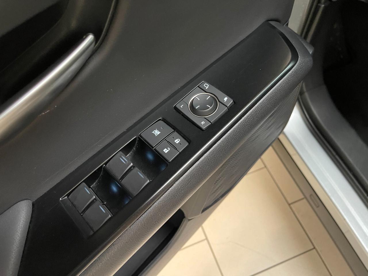 Lexus UX 250h Urban 2.0 2wd cvt-LEGGI SOTTO