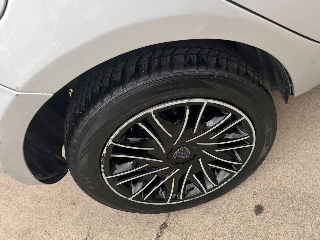 Lancia Ypsilon 1.3 MJT 16V 95 CV 5 porte S&S Gold