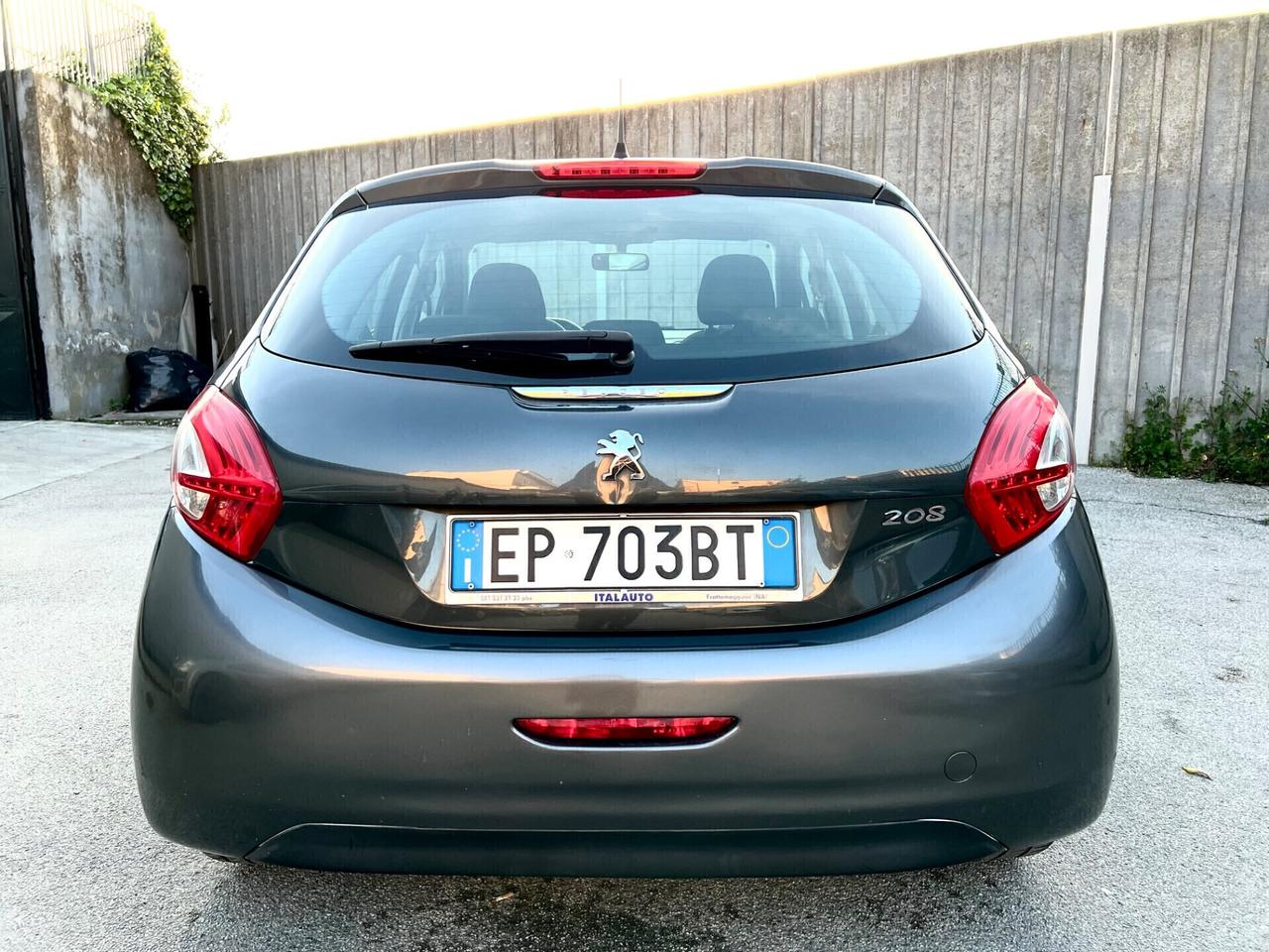 Peugeot 208 1.2 VTi 82 CV 5 porte Allure