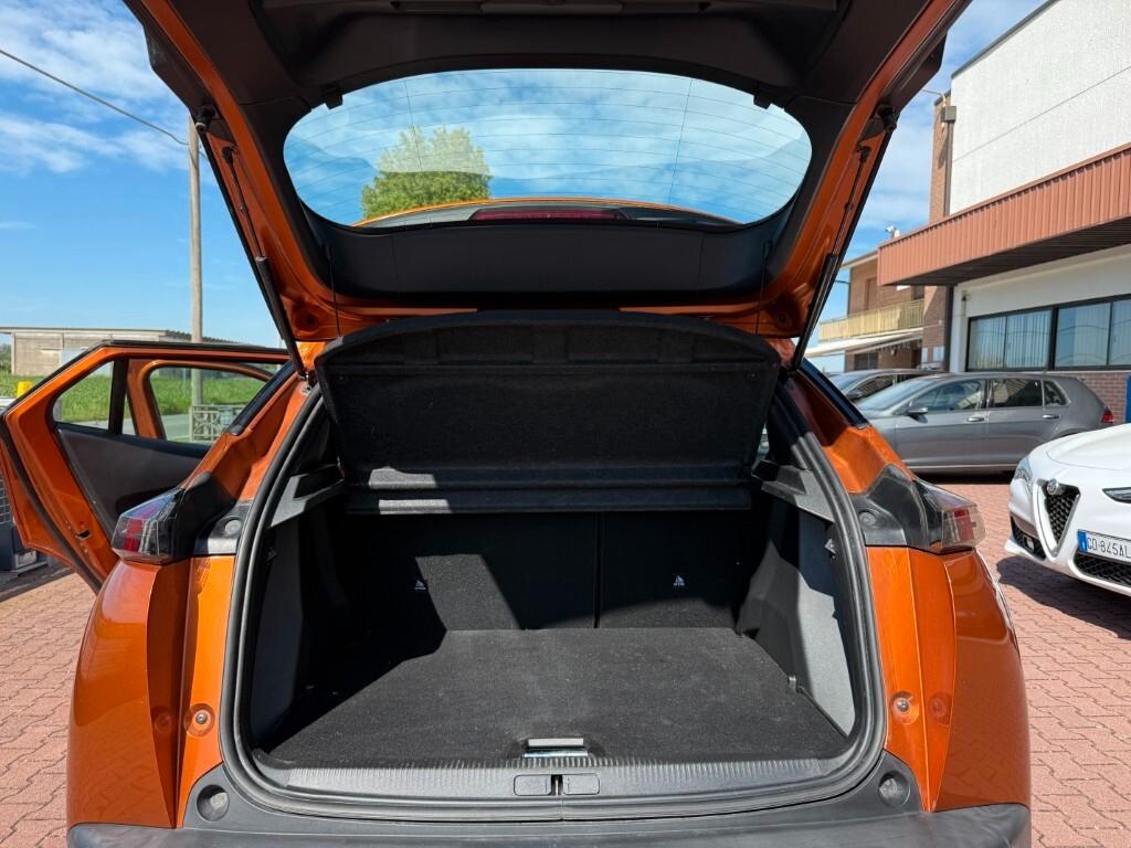 Peugeot 2008 BlueHDi 110 S&S Allure Pack