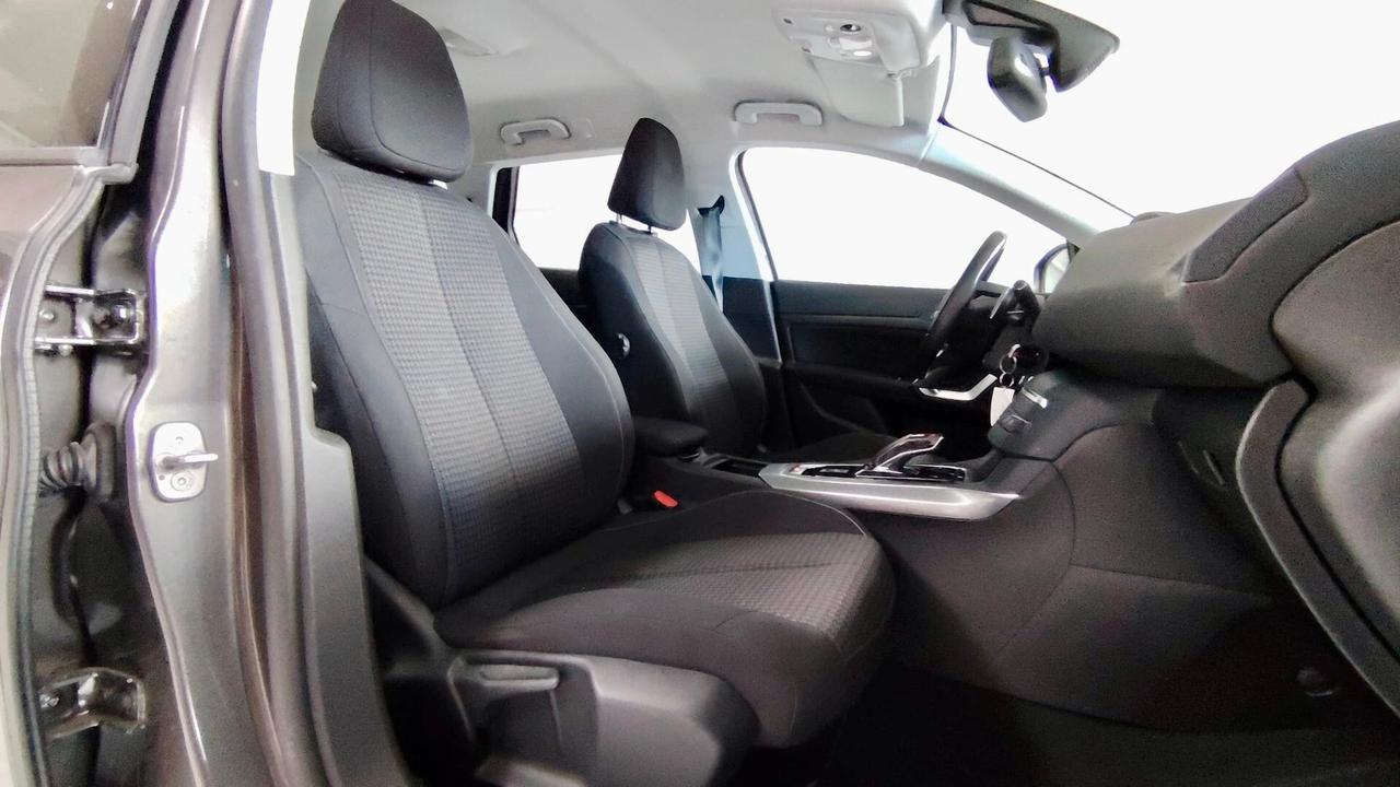 PEUGEOT 308 1.5 BLUEHDI ALLURE PACK 130CV - CAR PLAY, NEOPATENTATI