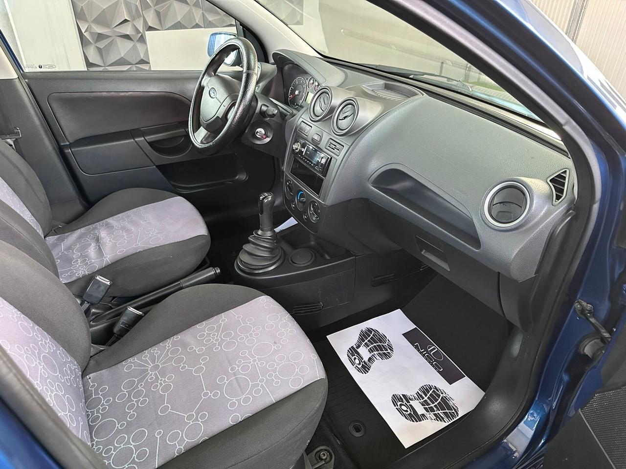 Ford Fiesta 1.4 TDCi 5p. Titanium