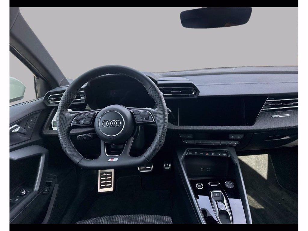AUDI A3 allstreet 1.5 tfsi e identity contrast 204cv s-tronic del 2025