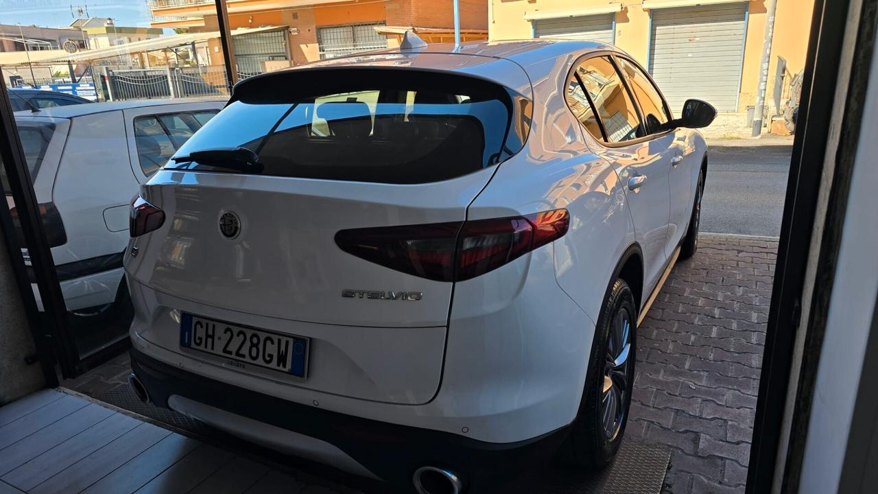 Alfa Romeo Stelvio 2.2 Turbodiesel 190 CV AT8 Q4 Ti