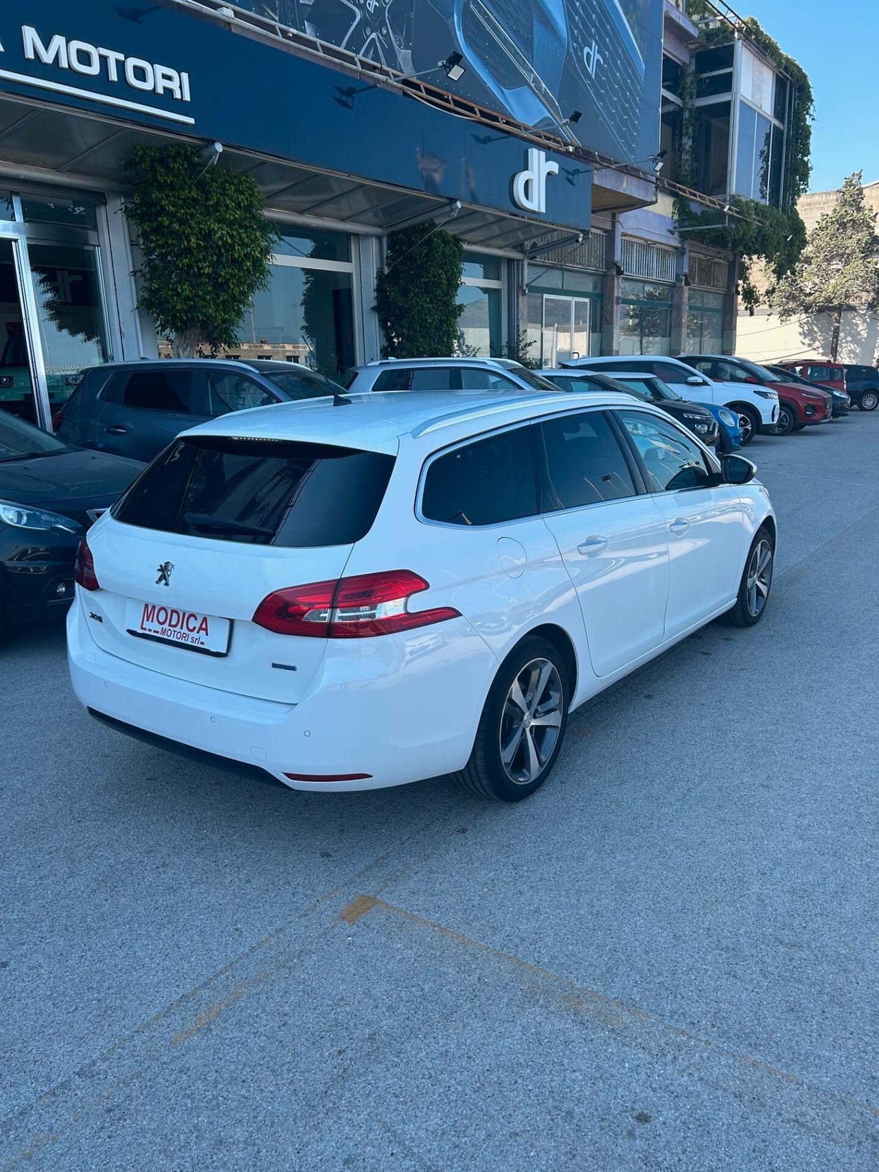 Peugeot 308 BlueHDi 150 S&S SW Allure
