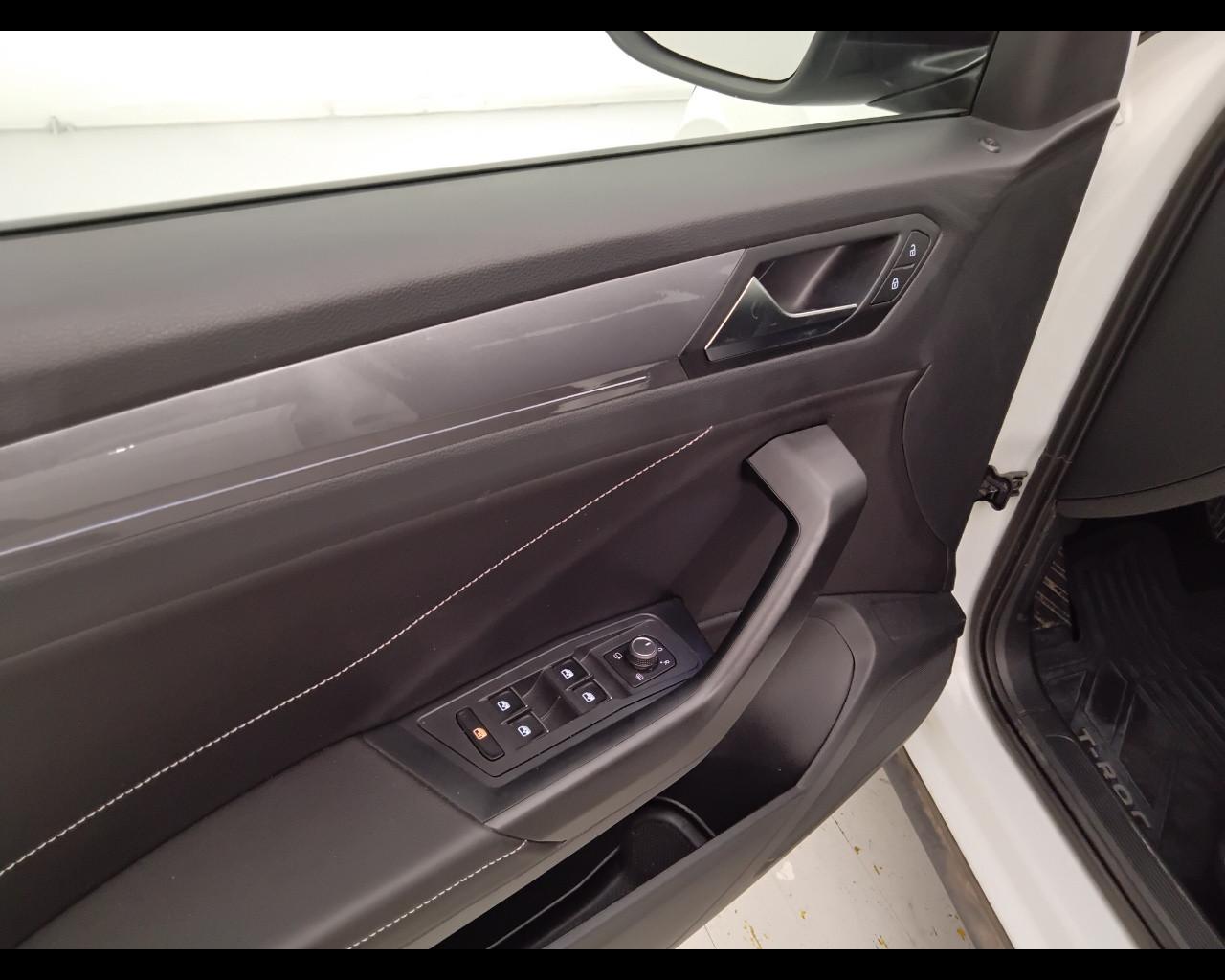 VOLKSWAGEN T-Roc 2022 - T-Roc 1.5 tsi Style dsg