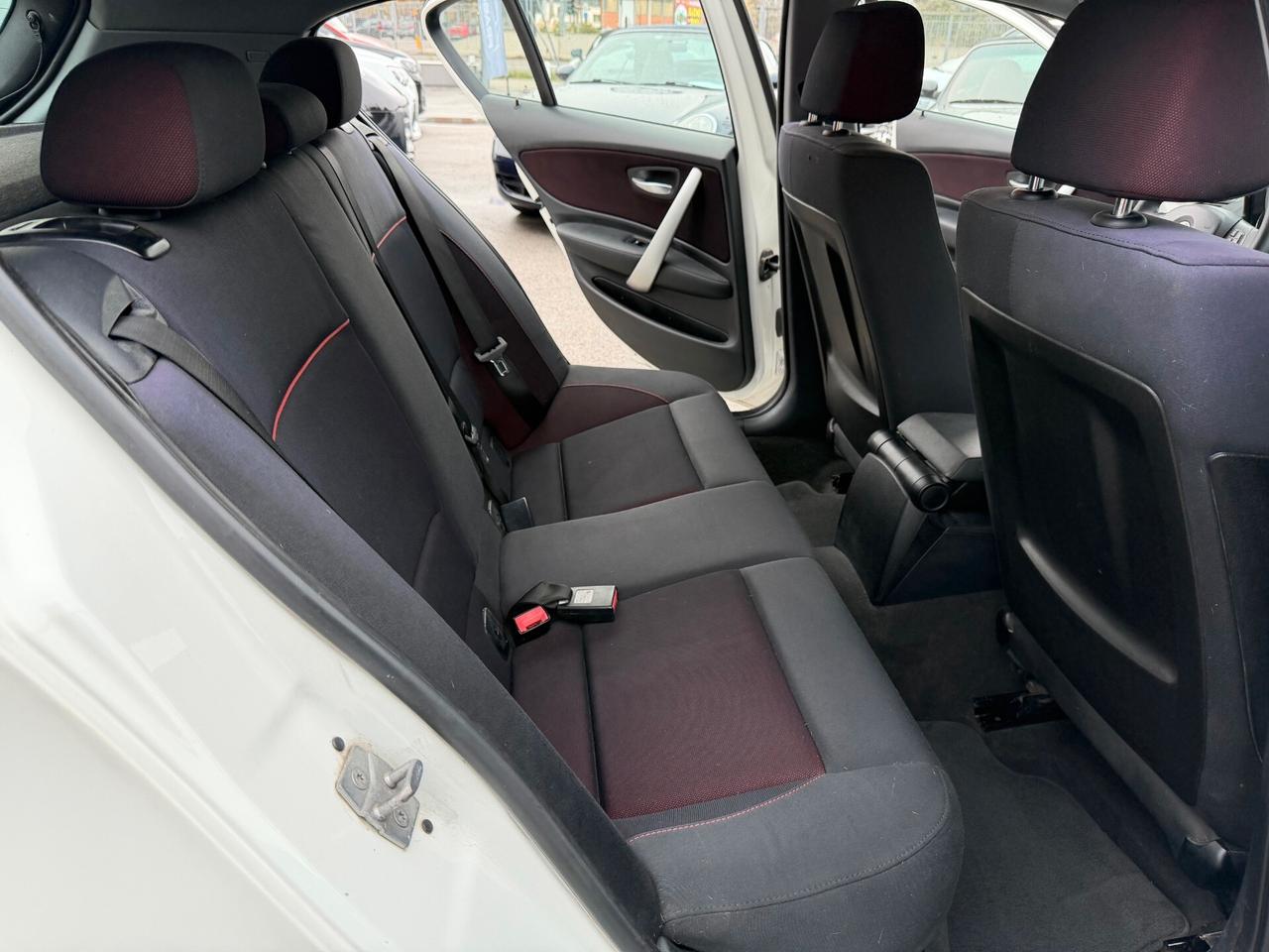 Bmw 120 120d eletta 5p /navi/cruise/xeno