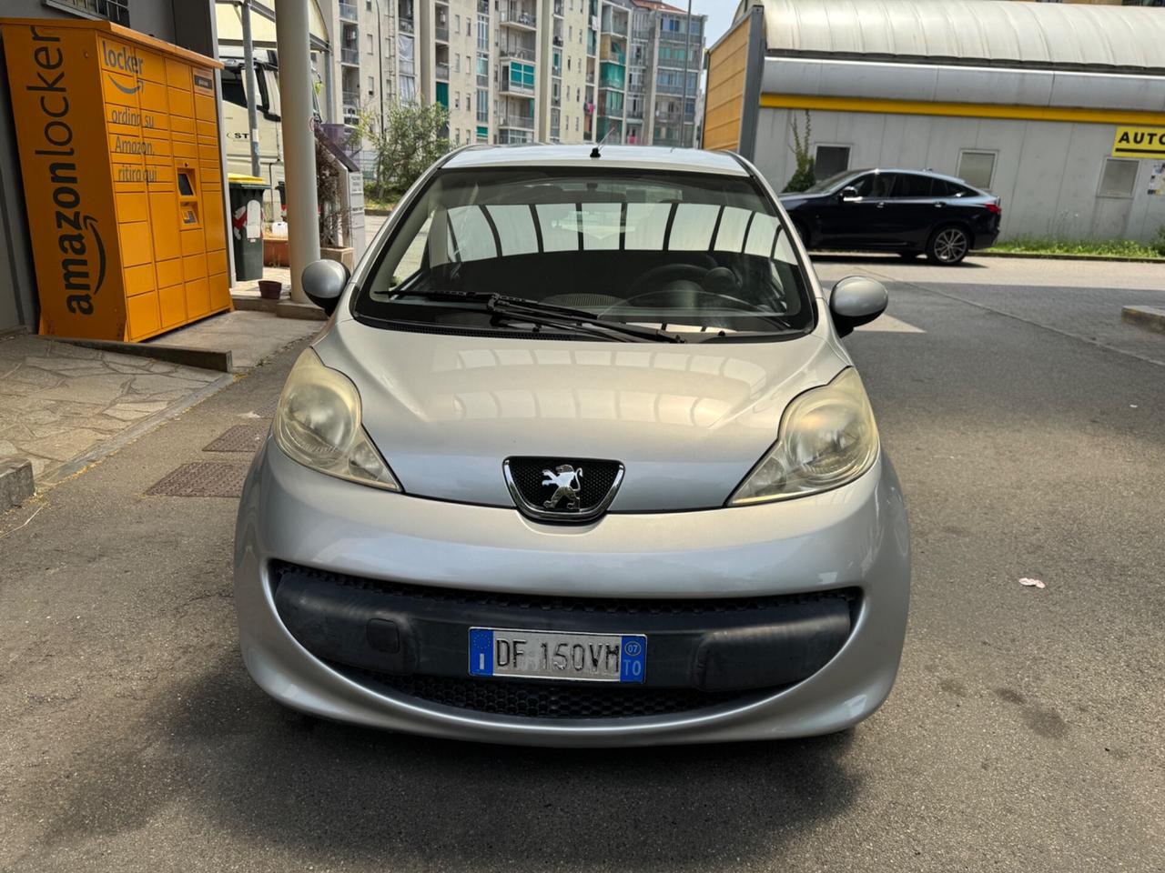Peugeot 107 cilindrata 1000 benzina 5 porte