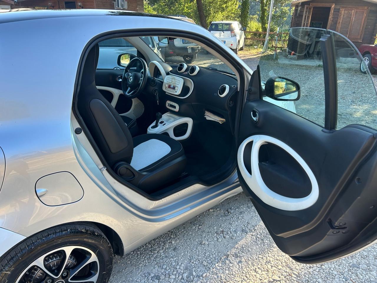 Smart ForTwo 70 1.0 twinamic Prime neopatentati permute