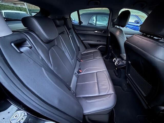 Alfa Romeo Stelvio 2.2 Turbodiesel 160 CV Super