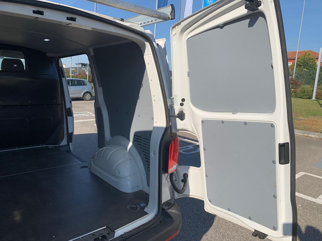 Volkswagen T6.1 Transporter t6.1 28 2.0 tdi 110cv business p.c.