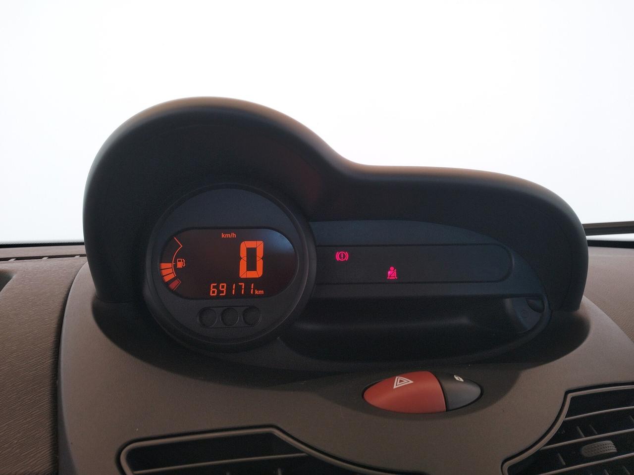 Renault Twingo 1.2 16V Dynamique - NEOPATENTATI