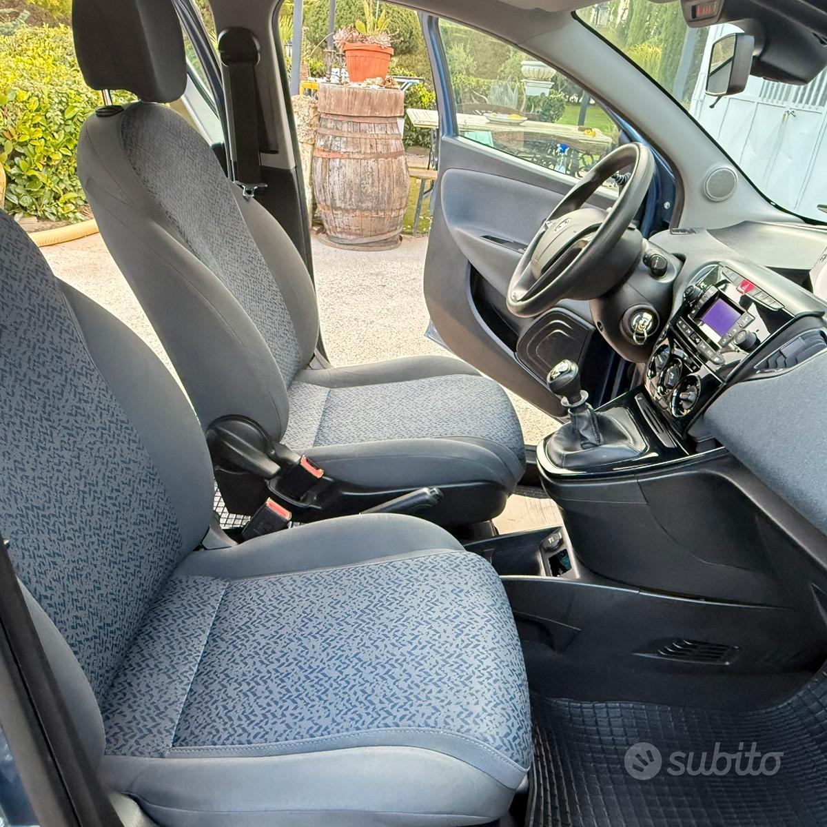 Lancia Ypsilon 1.0 Hybrid FireFly 5 porte