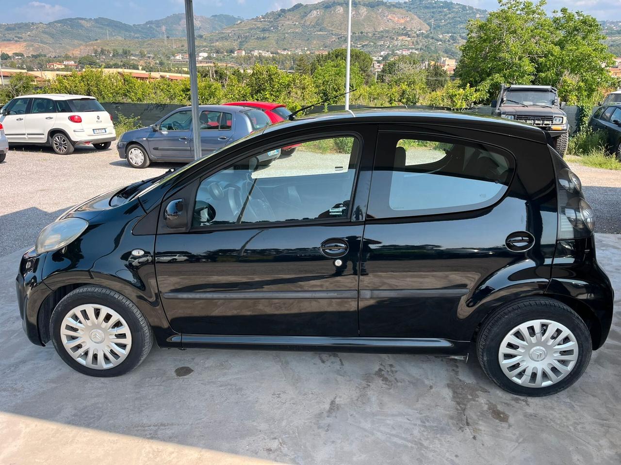 Citroen C1 1.0 3p. Van Attraction