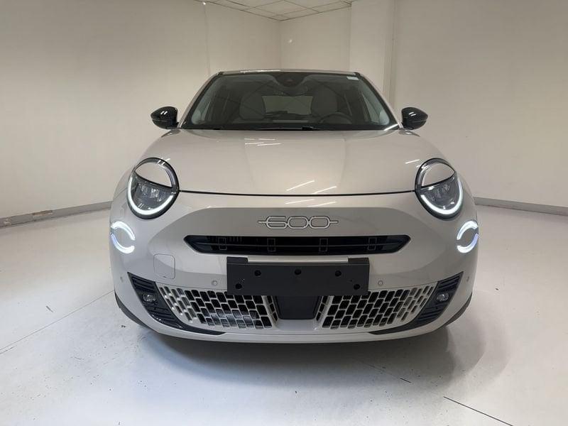 FIAT 600 600 1.2 hybrid La Prima Automatica