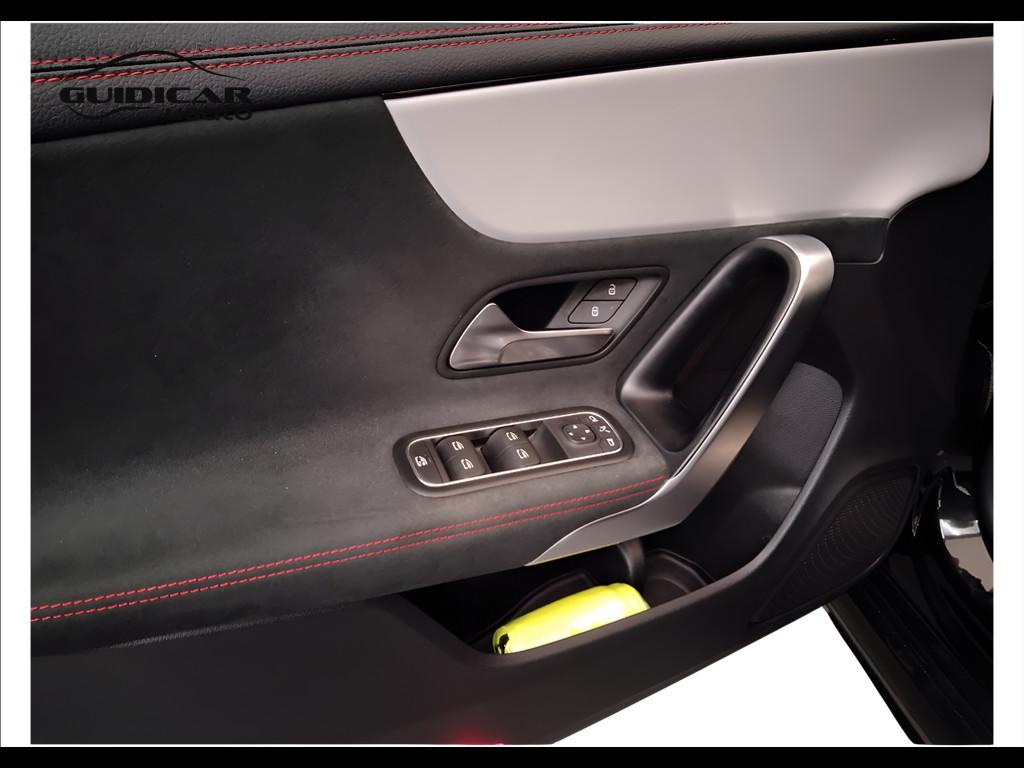 Mercedes-Benz CLA Sh.Brake - X118 - CLA Shooting Brake 200 d Premium 4mati