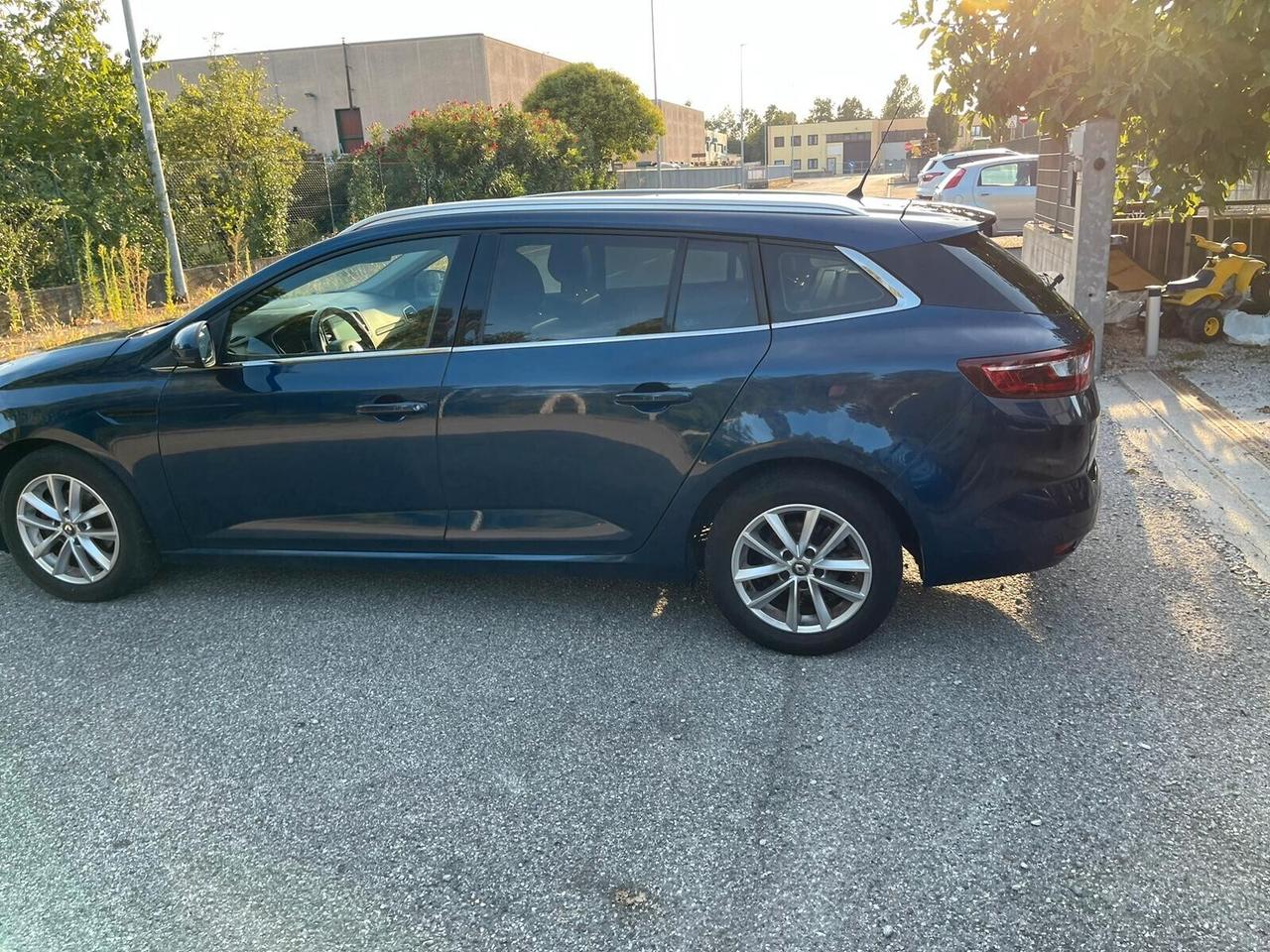 Renault Megane M&amp;eacute;gane Sporter dCi 8V 110 CV EDC Energy Intens