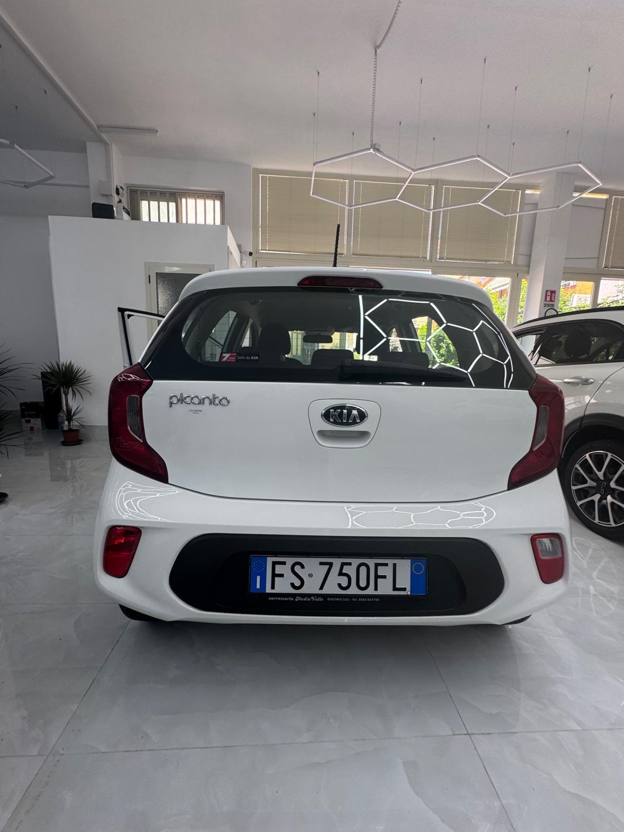 Kia Picanto 1.0 12V 5 porte Cool
