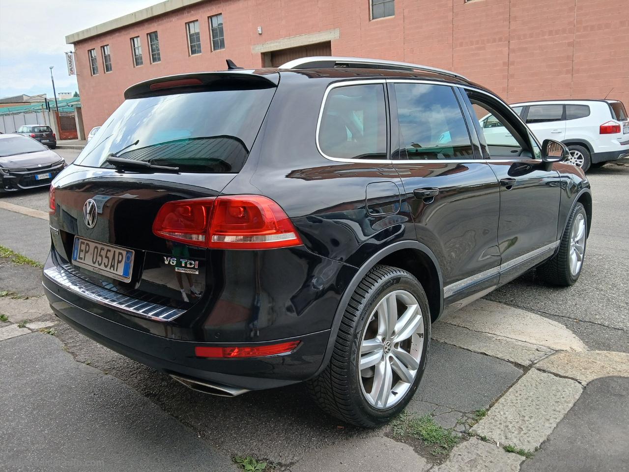 VOLKSWAGEN Touareg 3.0 TDI 245 CV tiptronic
