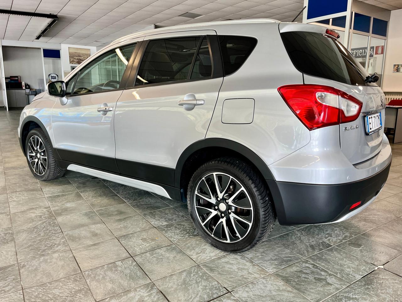 Suzuki S-Cross 1.6 DDiS Start&Stop 4WD All Grip Top