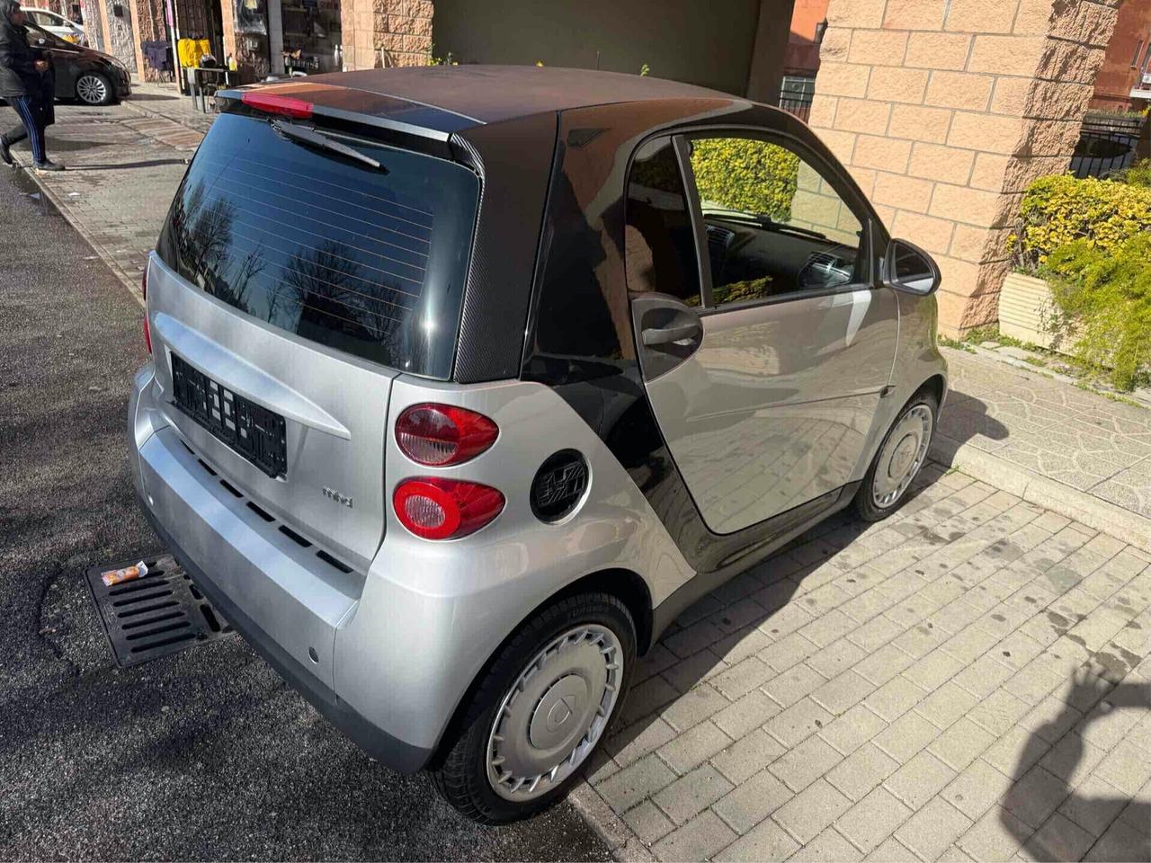 SMART 451 NEOPATENTATI ACCETTO PERMUTE GARANZIA