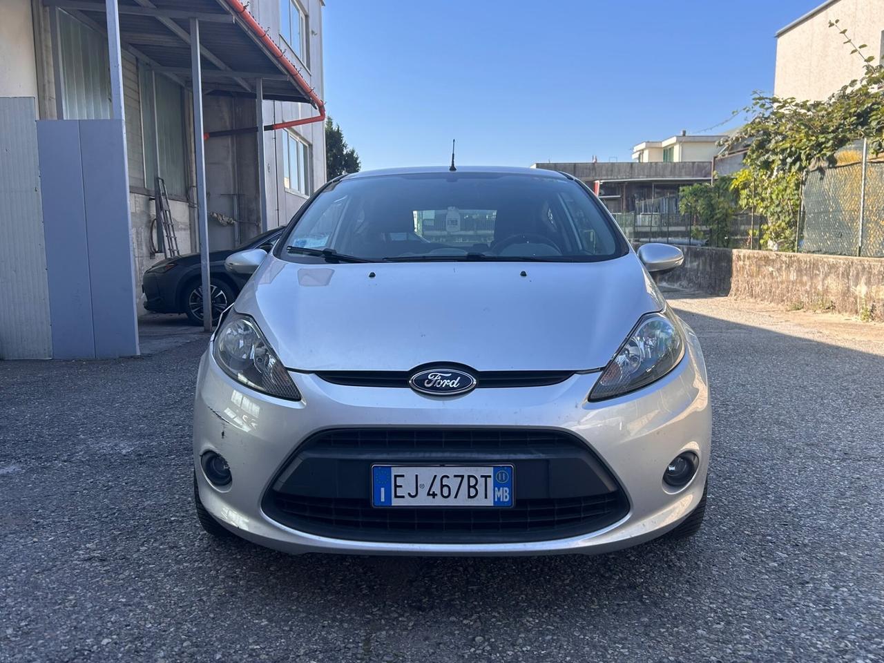 Ford Fiesta 1.4 TDCi 70CV 3 porte Titanium