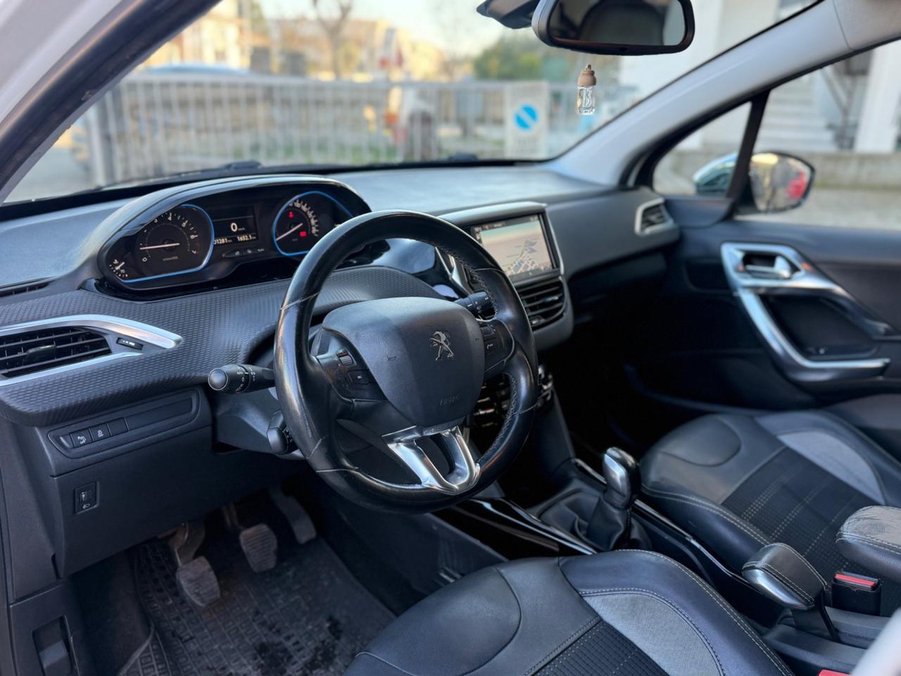 PEUGEOT 2008 1.2 BENZINA POCHI KM EURO6b 2016