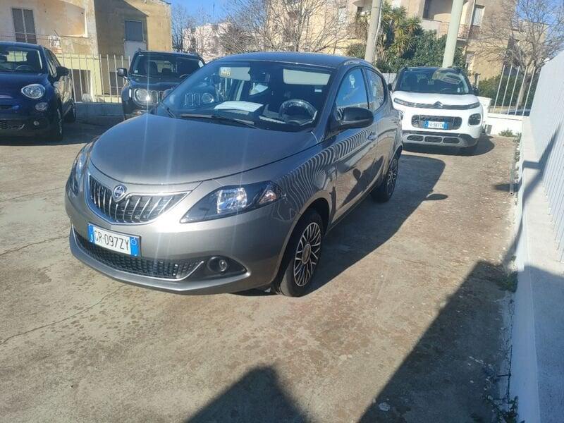 Lancia Ypsilon 3ª serie 1.0 FireFly 5 porte S&S Hybrid Platino