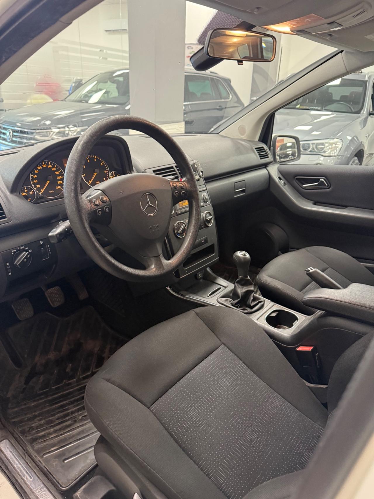 Mercedes-benz A 160 BlueEFFICIENCY Executive