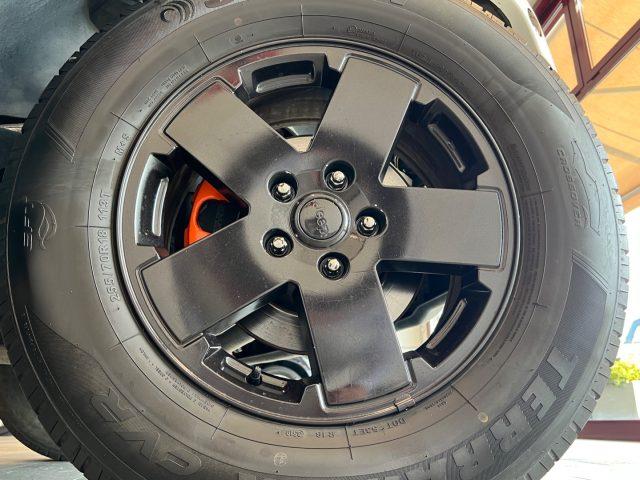 JEEP Wrangler Unlimited 2.8 CRD DPF Sahara Auto