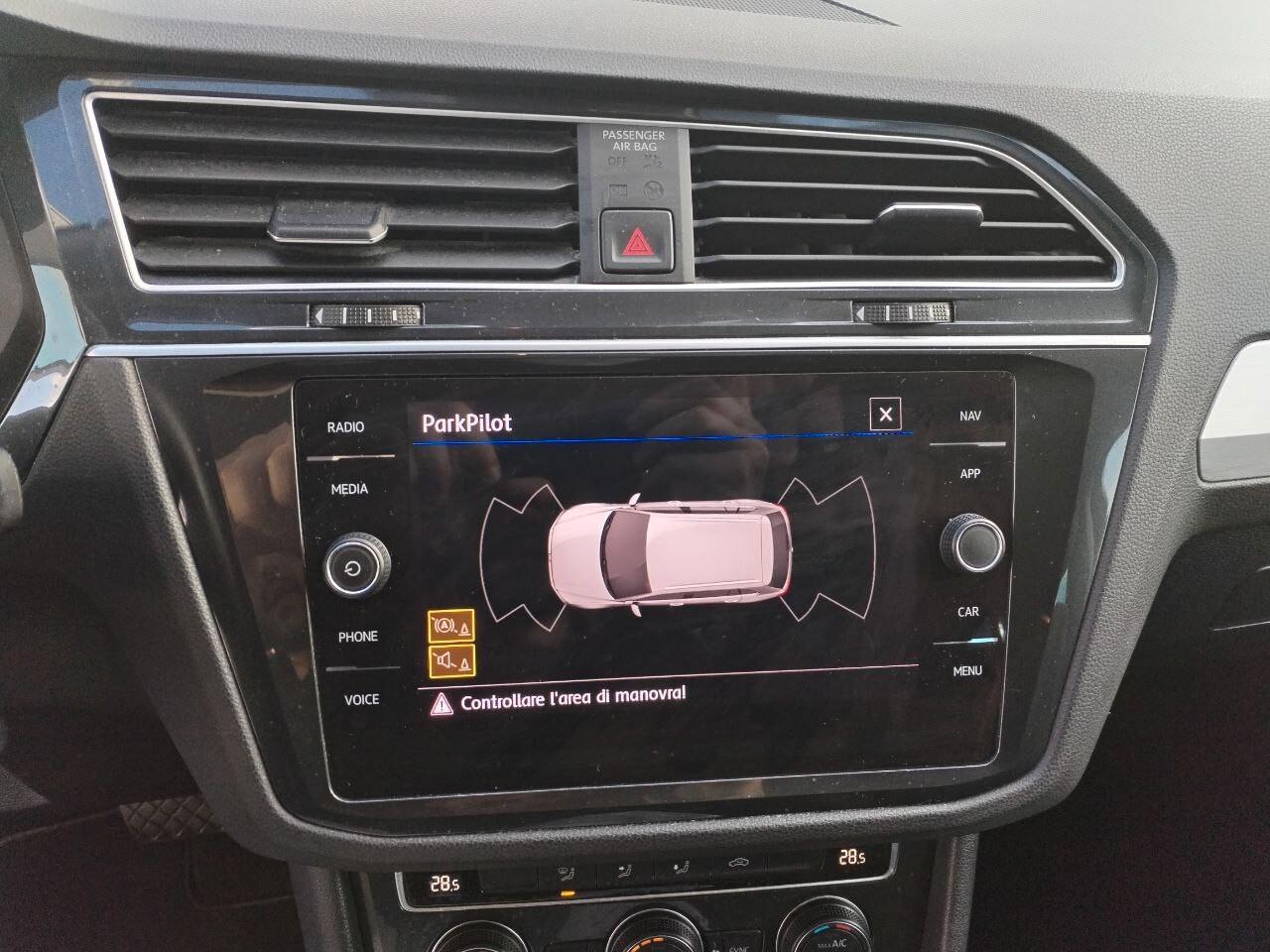 Volkswagen Tiguan 2.0 TDI SCR DSG Business BlueMotion Technology