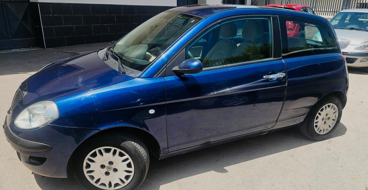 Lancia Ypsilon 1.2