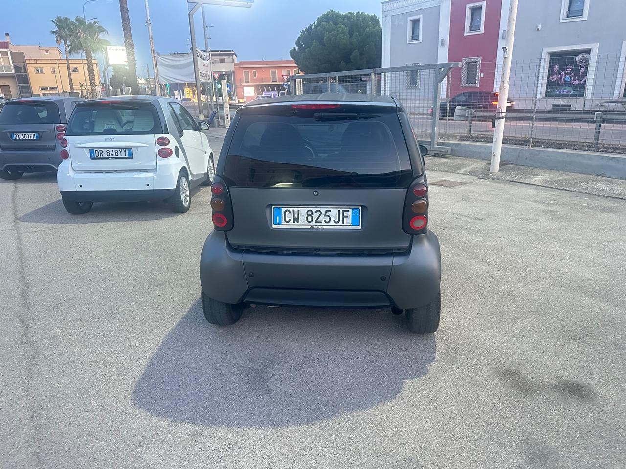 Smart ForTwo 700 coupé pure (37 kW)