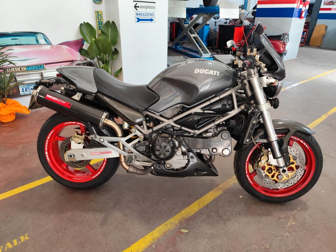 Ducati Monster 900 S4 SENNA