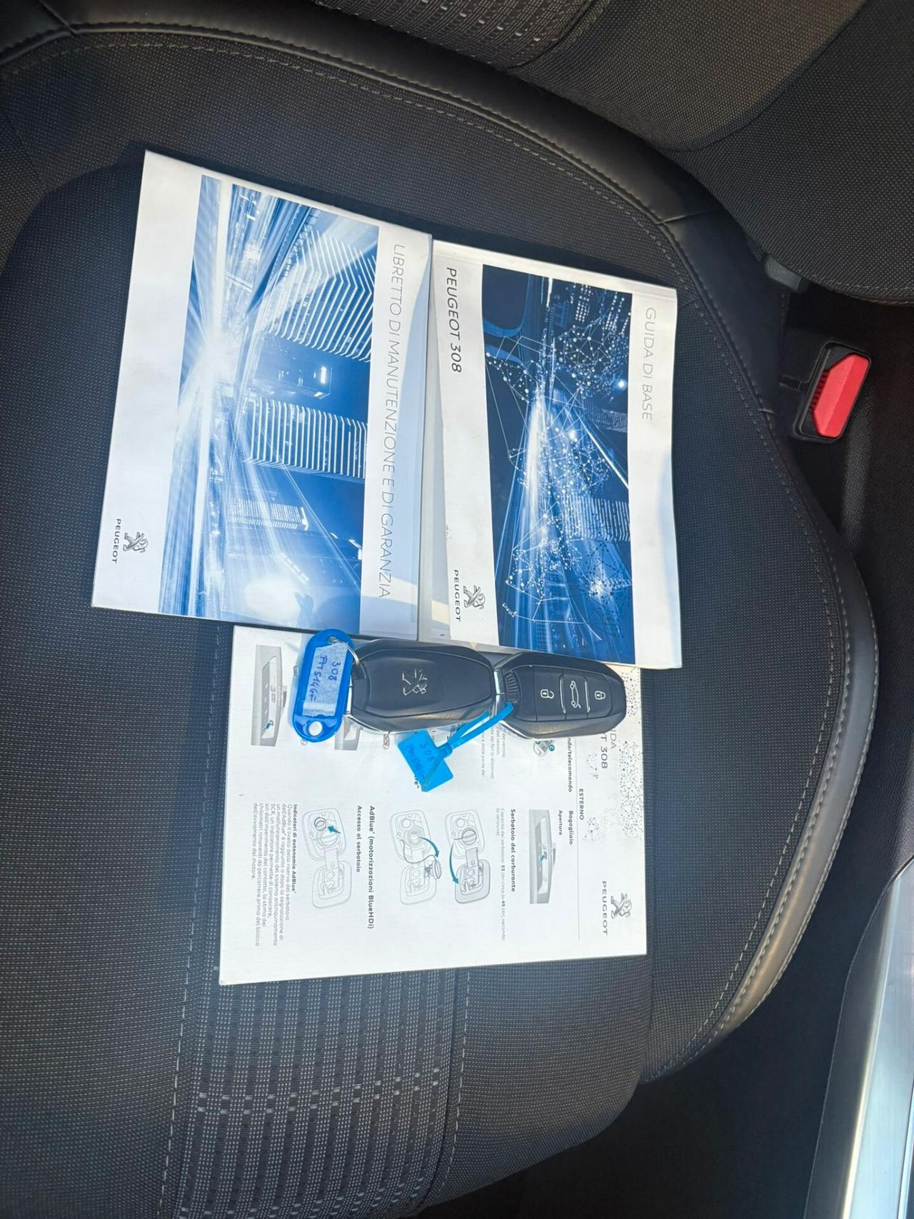 Peugeot 308 BlueHDi 120 S&S EAT6 Allure