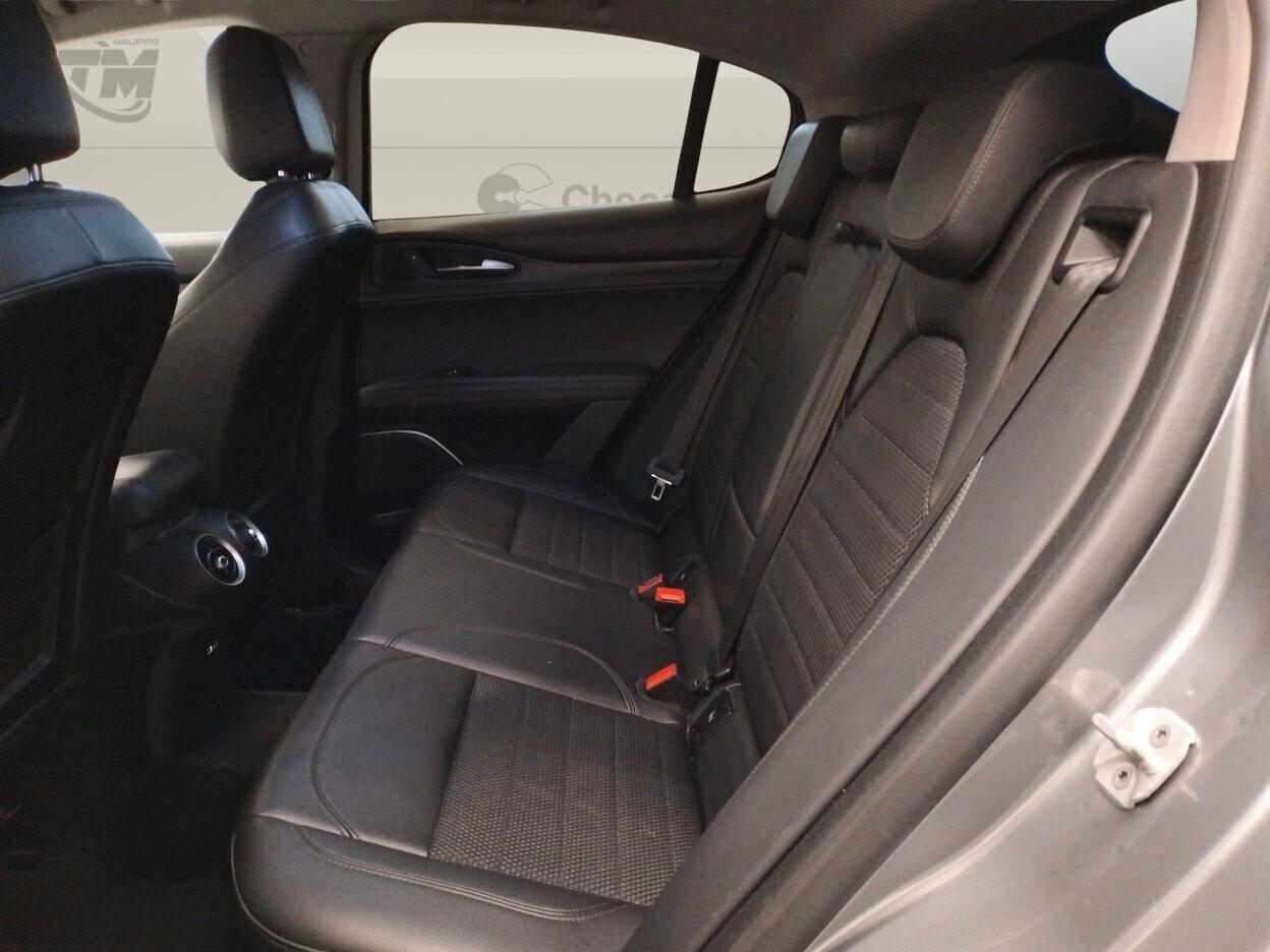 Alfa Romeo Stelvio 2.2 Turbodiesel 180 CV AT8 RWD Super
