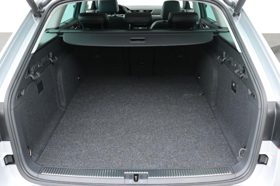 Skoda Superb iV Wagon Superb Wagon iV 1.4 tsi phev Style dsg