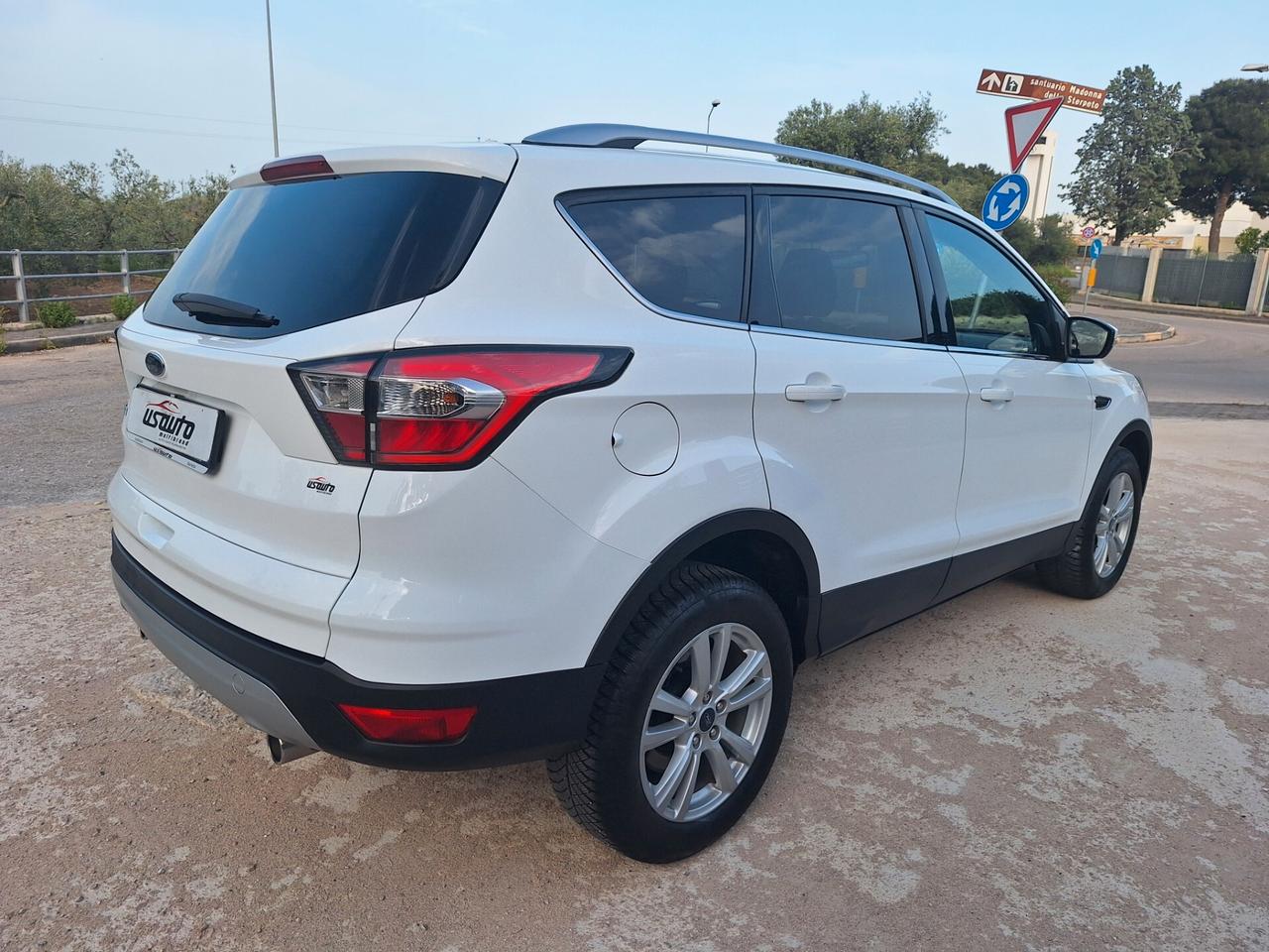 Ford Kuga 1.5 TDCI 120 CV Titanium PERFETTA