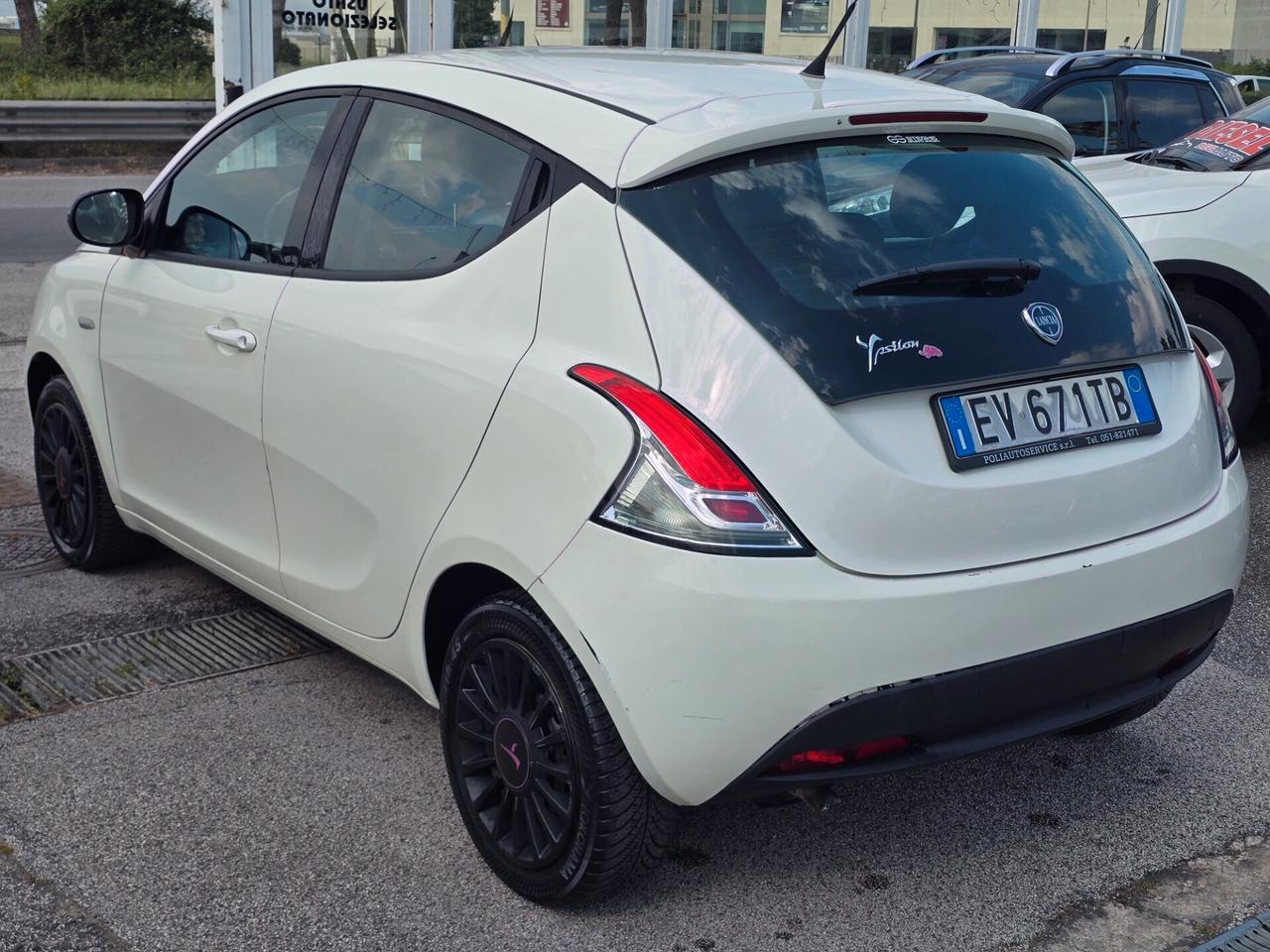 Lancia Ypsilon 1.3 MJT 95cv 5 porte S&S Elefantino