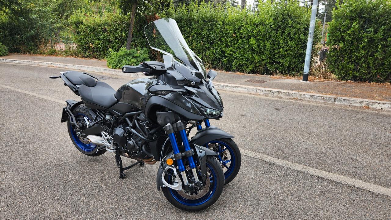 Yamaha Niken Gt
