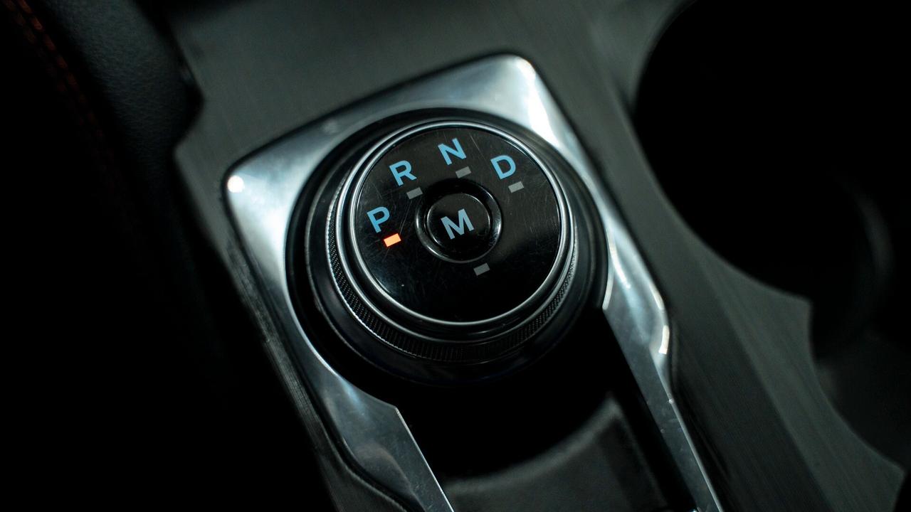 Ford Kuga 1.5 ECOBLUE ST-LINE X 120CV AUTO NAVI ED PELLE FULL OPTIONAL