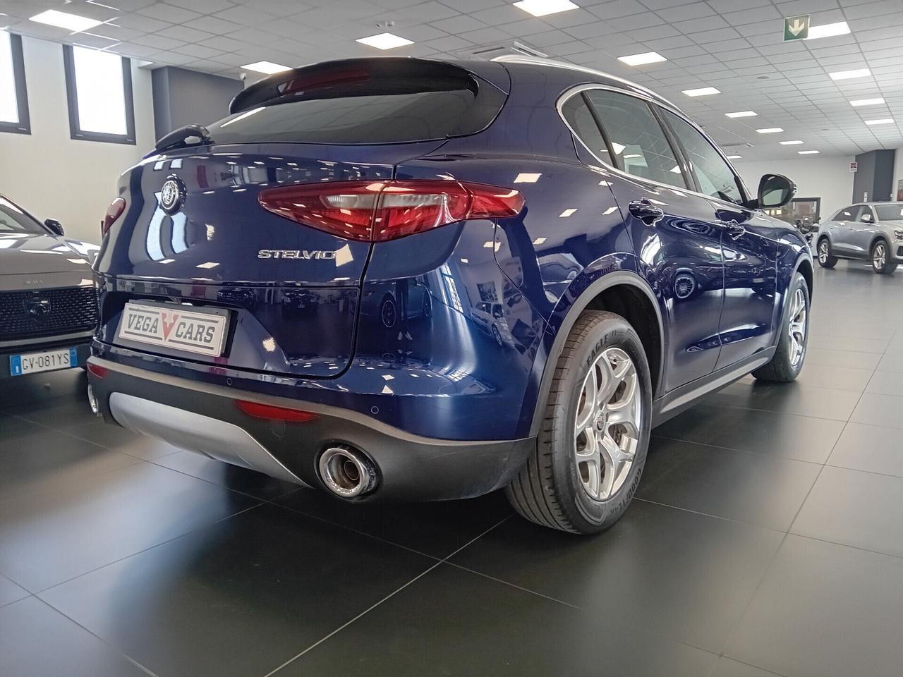 Alfa Romeo Stelvio 2.2 Turbodiesel 190 CV AT8 RWD Business