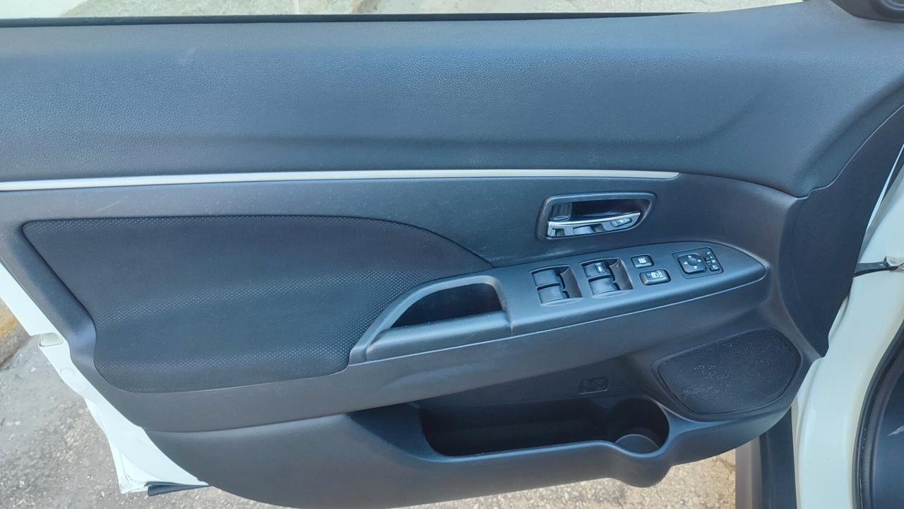 Mitsubishi ASX 4x4 Inseribile TETTO PANORAMICO