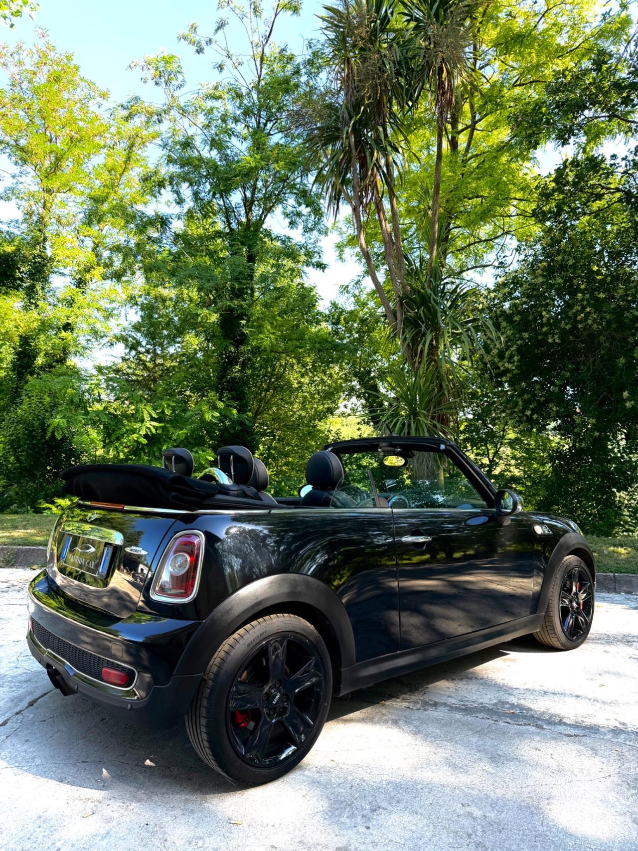 Mini John Cooper Works Cabrio S JHON