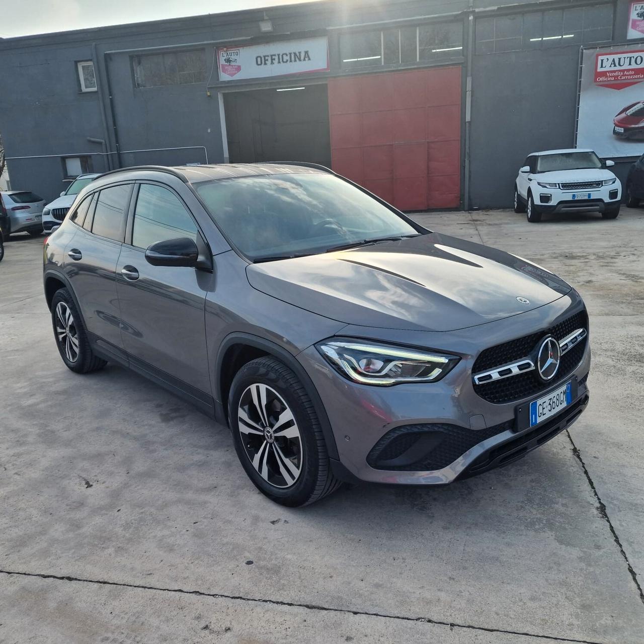 Mercedes-benz CLA 200 180 d Automatic Premium UNICO PROPRIETARIO