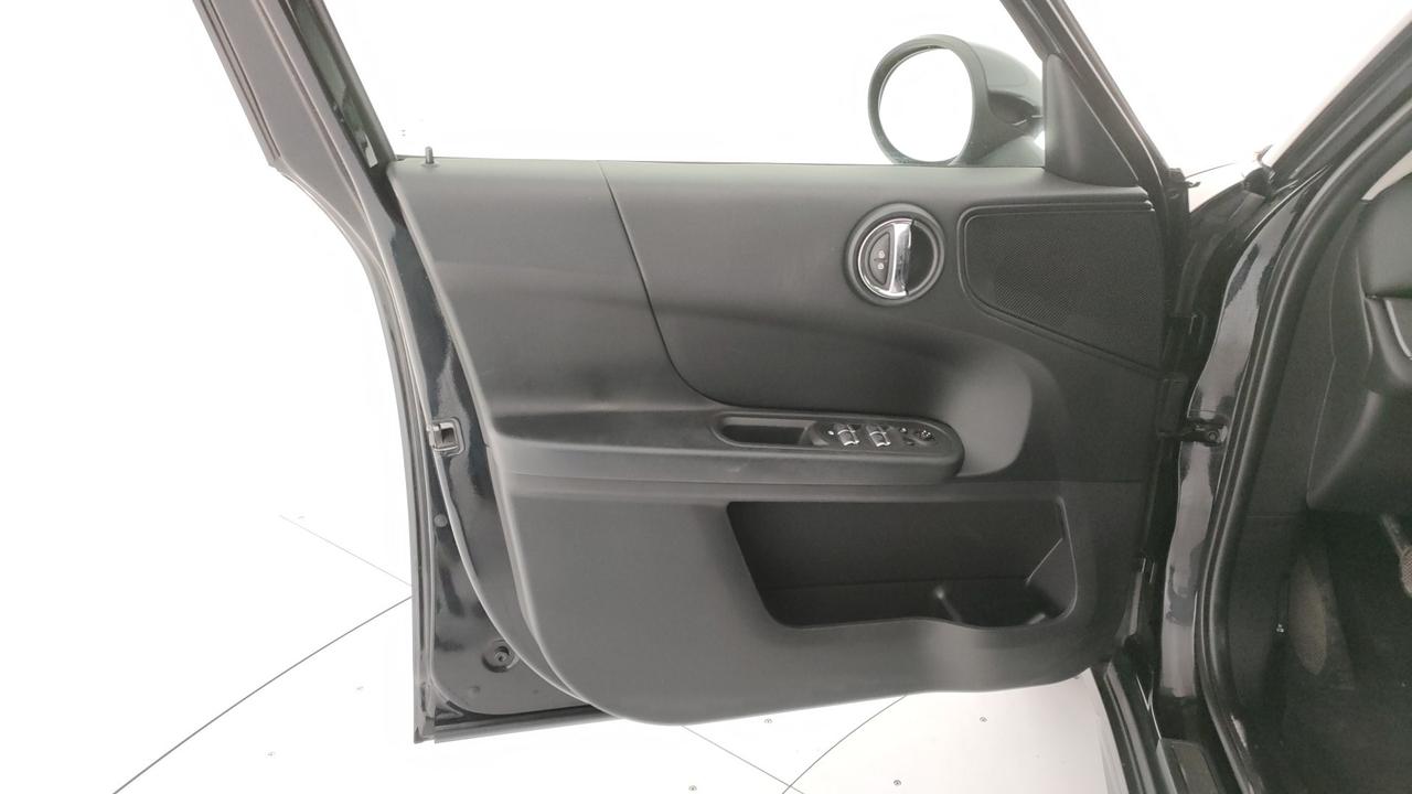 MINI Mini Countryman F60 2017 - Mini Countryman 1.5 One D Business my18