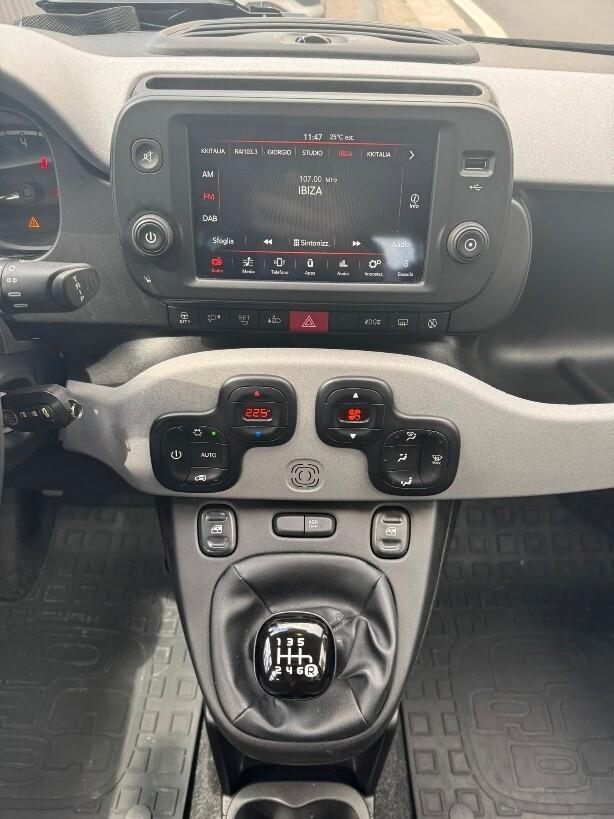 Fiat Panda 1.0 FireFly Hybrid GPL CROSS
