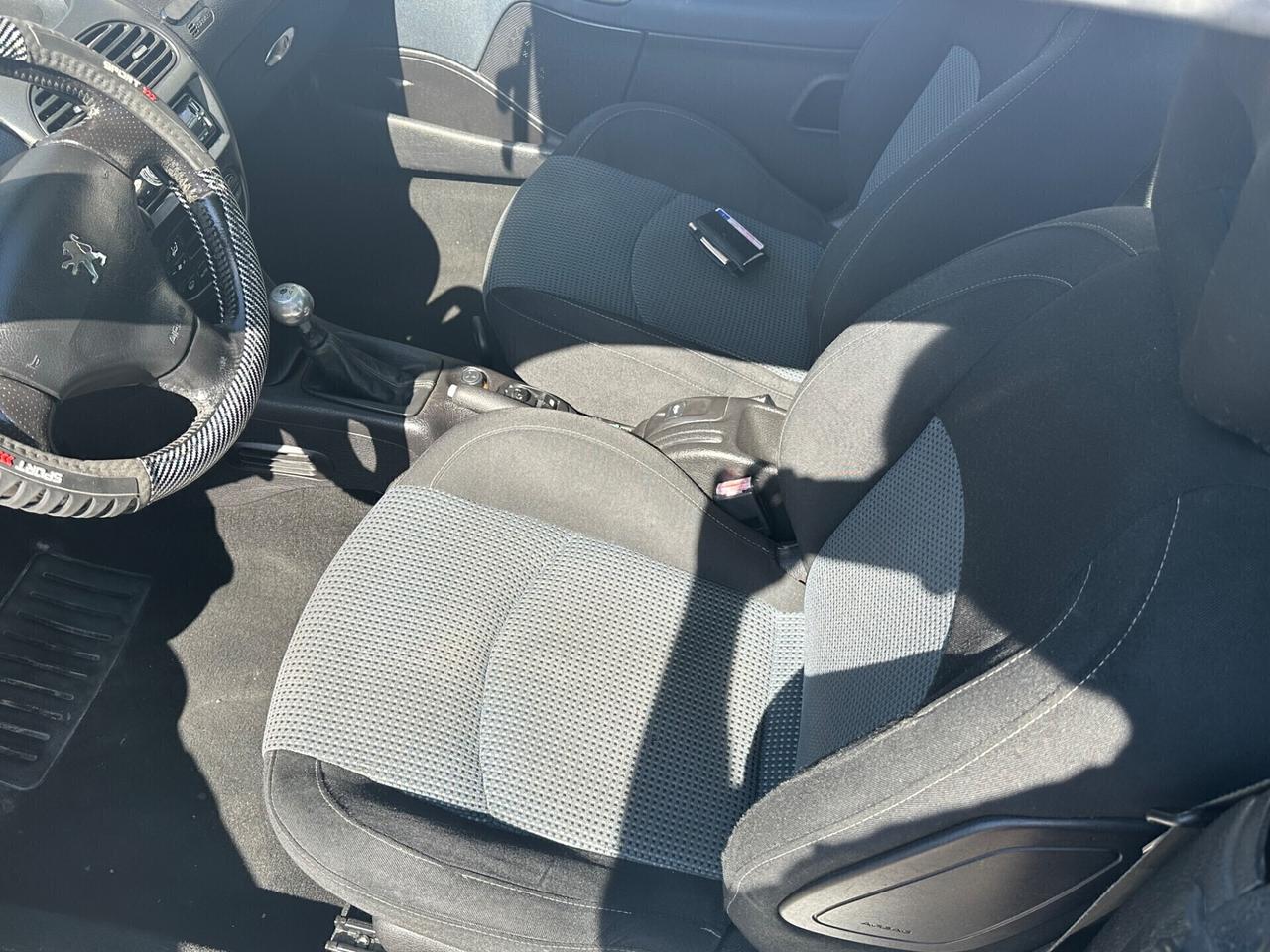 Peugeot 206 1.6 HDi cabriolet 2005 bluetooth.