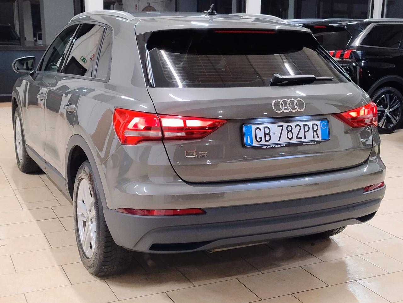 AUDI Q3 35 TDI quattro S tronic Business - 2020