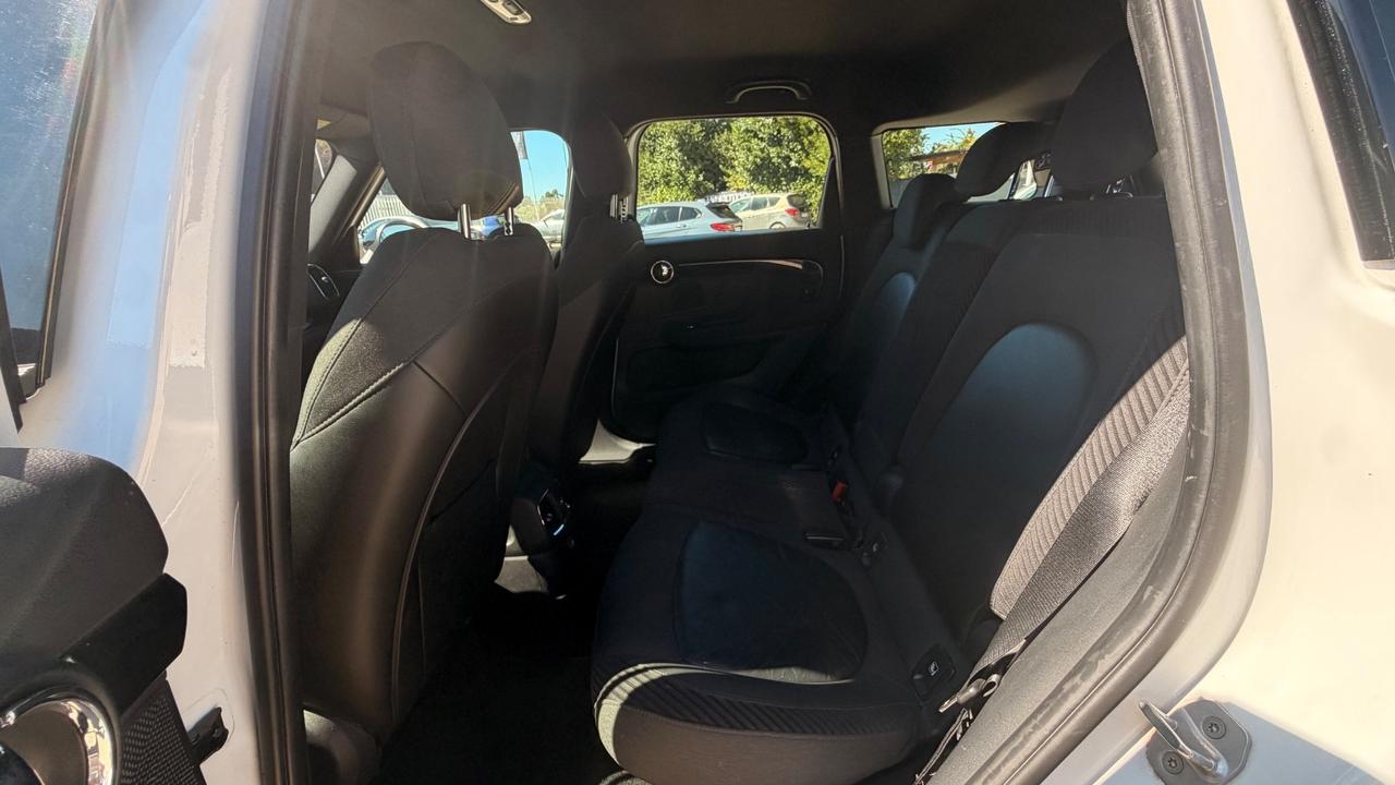 Mini Cooper Countryman 1.5 Hype